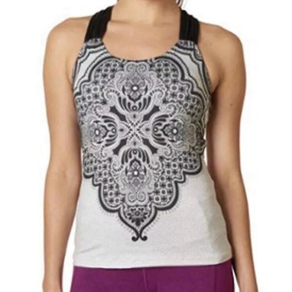 Prana Phoebe Top Tank Black Gray Floral Shelf Bra Women’s M Athletic Sporty